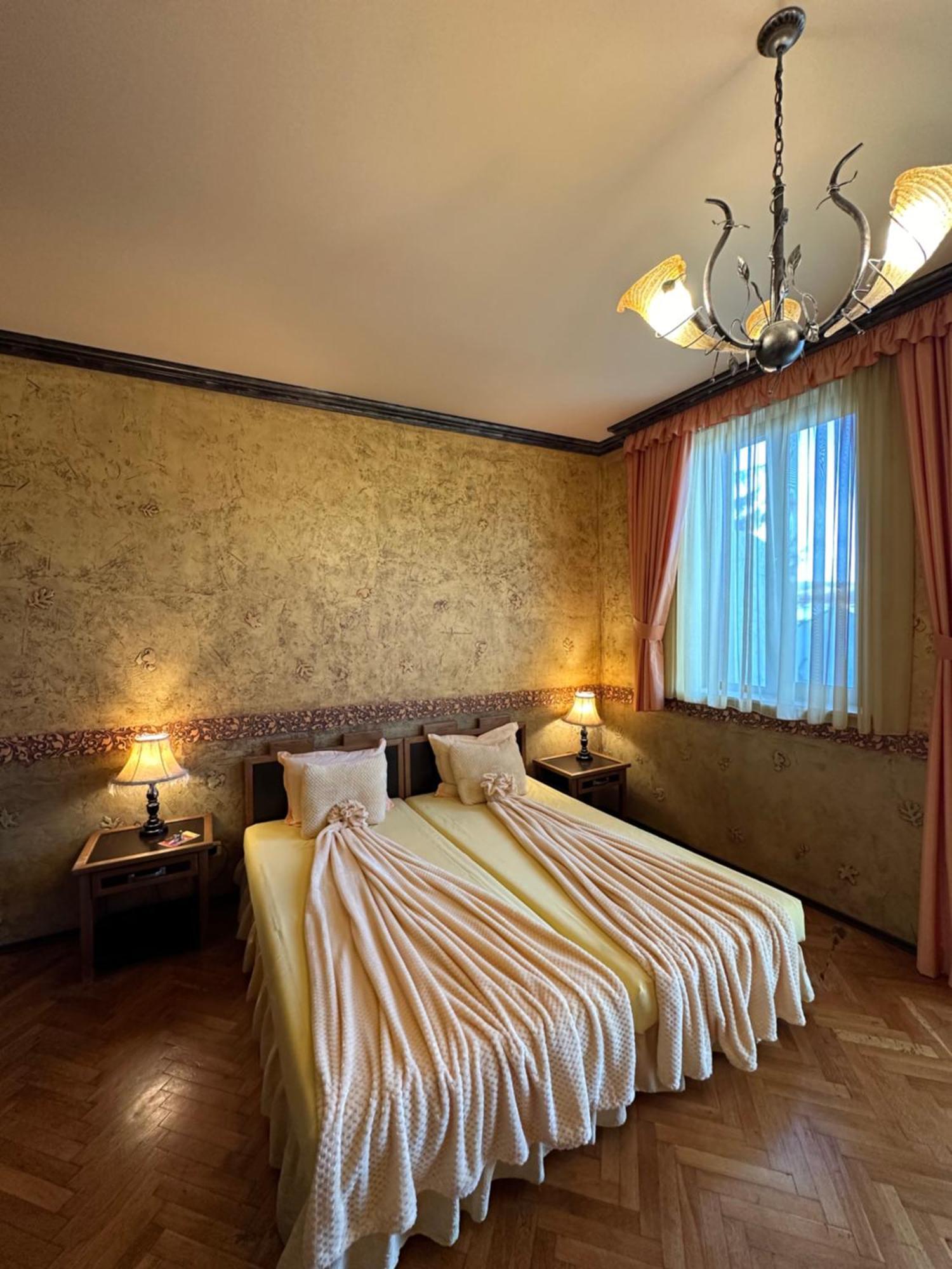 Guesthouse Petra Veliko Tŭrnovo Exterior photo