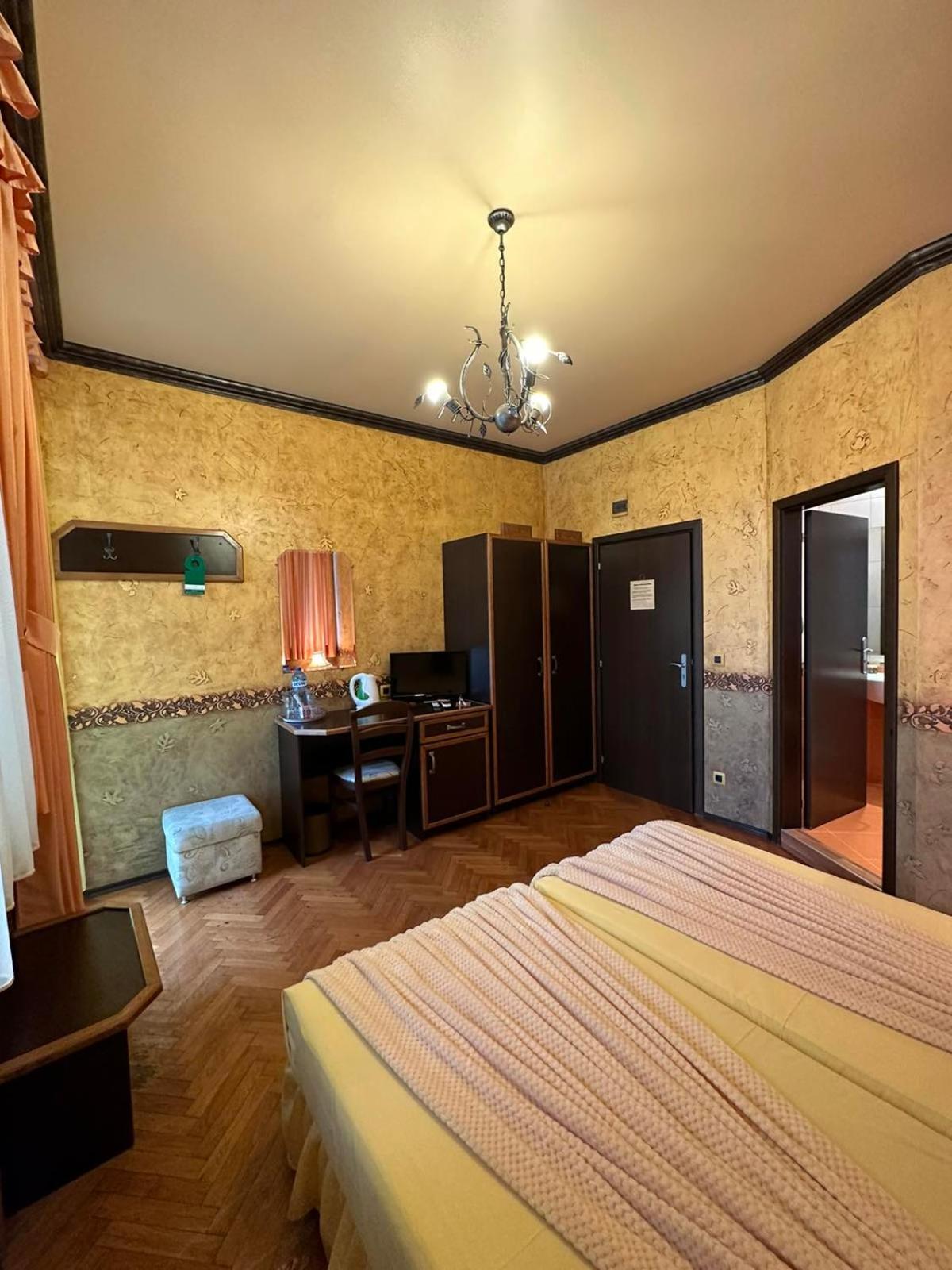 Guesthouse Petra Veliko Tŭrnovo Exterior photo